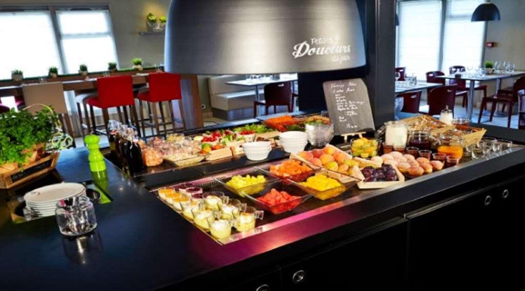 Campanile Bayonne Otel Restoran fotoğraf